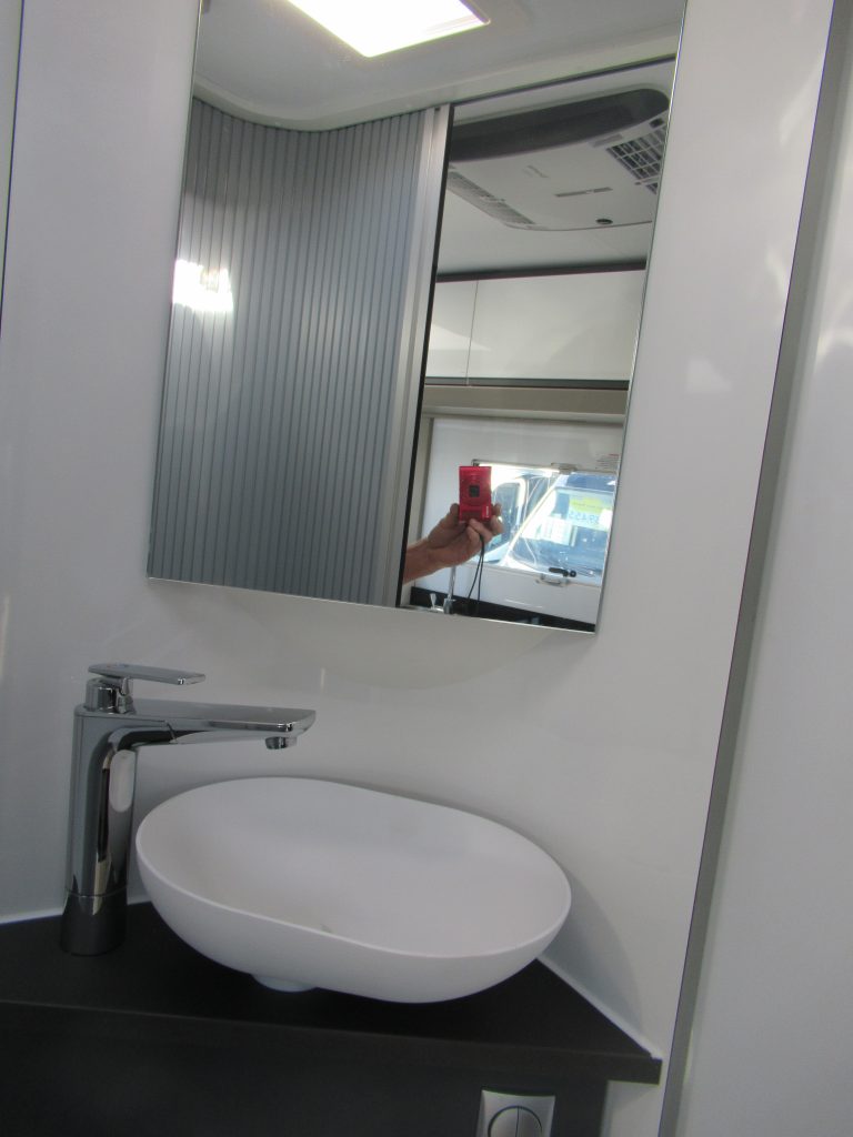 Adria Compact Supreme DL