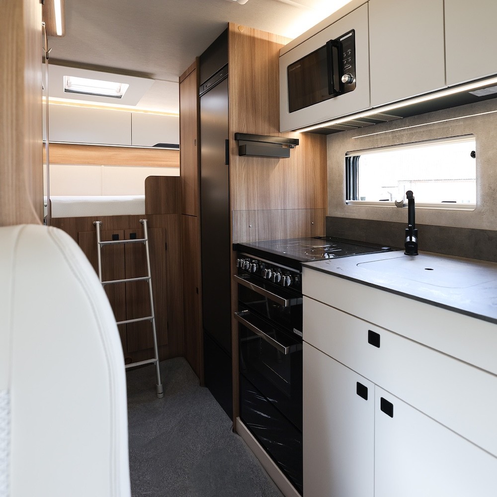 Auto Trail Interior Block